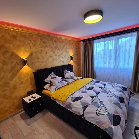 Lupeni Diamonds House 2公寓 外观 照片